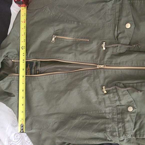 Jacket - Picture 6 of 6